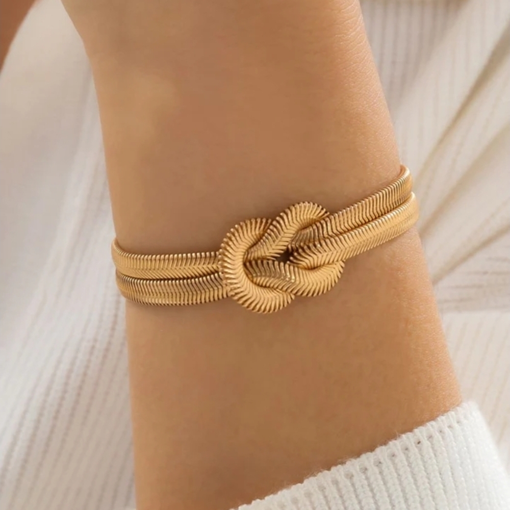 Elegant Gold Knot Bracelet.. Coil Snake Bone Chain Bracelet